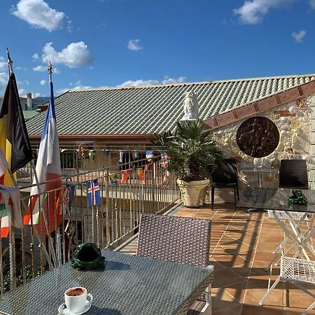 Cassiodoro Suite B&B Marina di Davoli Bagian luar foto