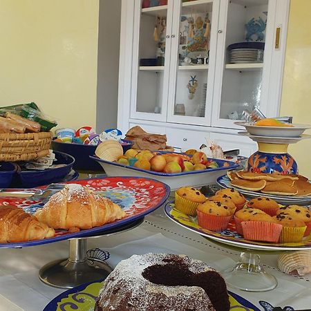 Cassiodoro Suite B&B Marina di Davoli Bagian luar foto